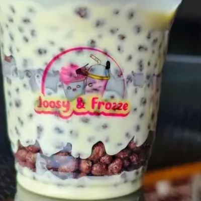 كوب كيندر شوكولاتة رازراز