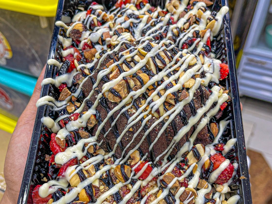 Fatta Molten Cake