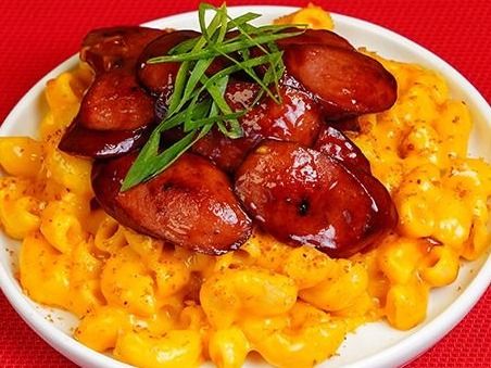 Mac And Cheese With Hot Dog