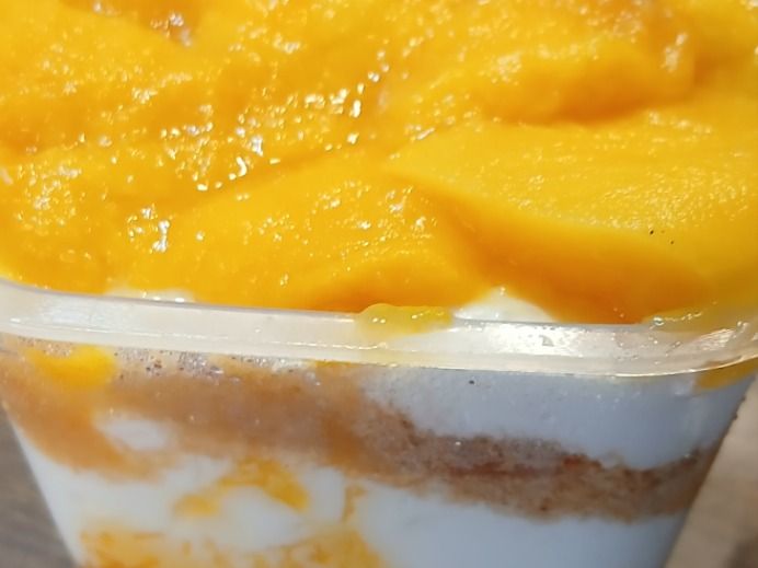 Konafa Mango