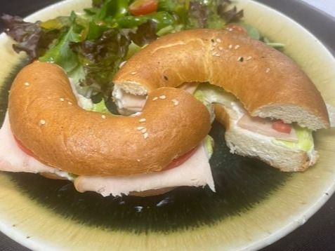 Bagel Turkey Sandwich