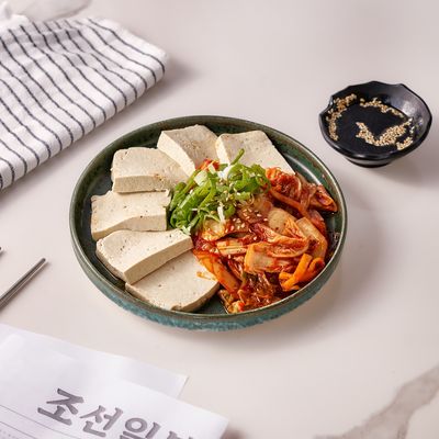 Stir Fried Kimchi With Tofu