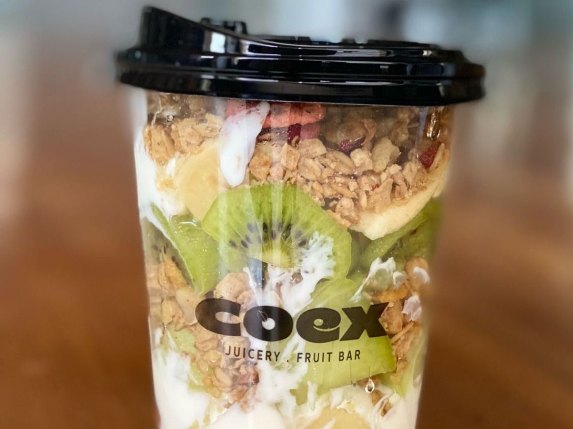 Granola Fruit Cup