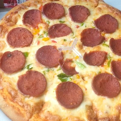 Hot Dog Oriental Pizza