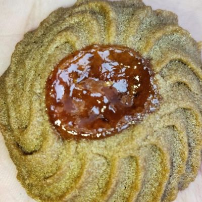 Lux Round Chocolate Biscuit