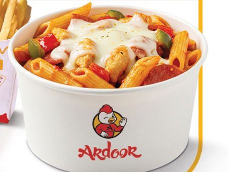 Chicken Pasta And Mashrom Red Sauce
