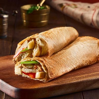 Shish Tawook Roll
