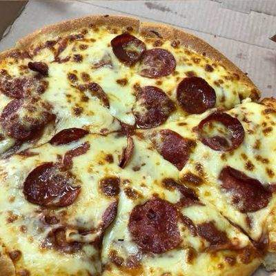 Kiri Pastrami Pizza