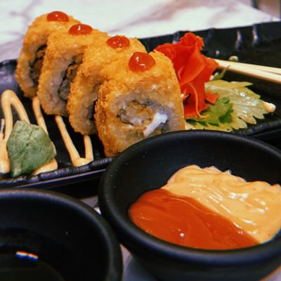 Volcano Roll (4 pcs)
