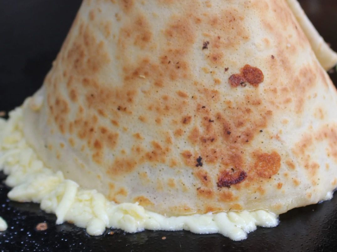 Crepe Cono Chicken Pizza