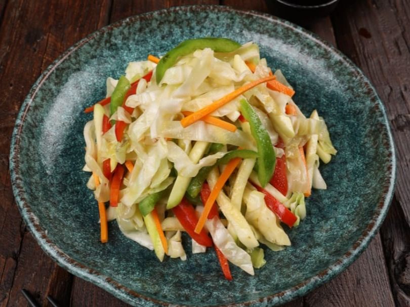 Shredded Mixed Vegetables With Garlic & Mushrooms Vegan