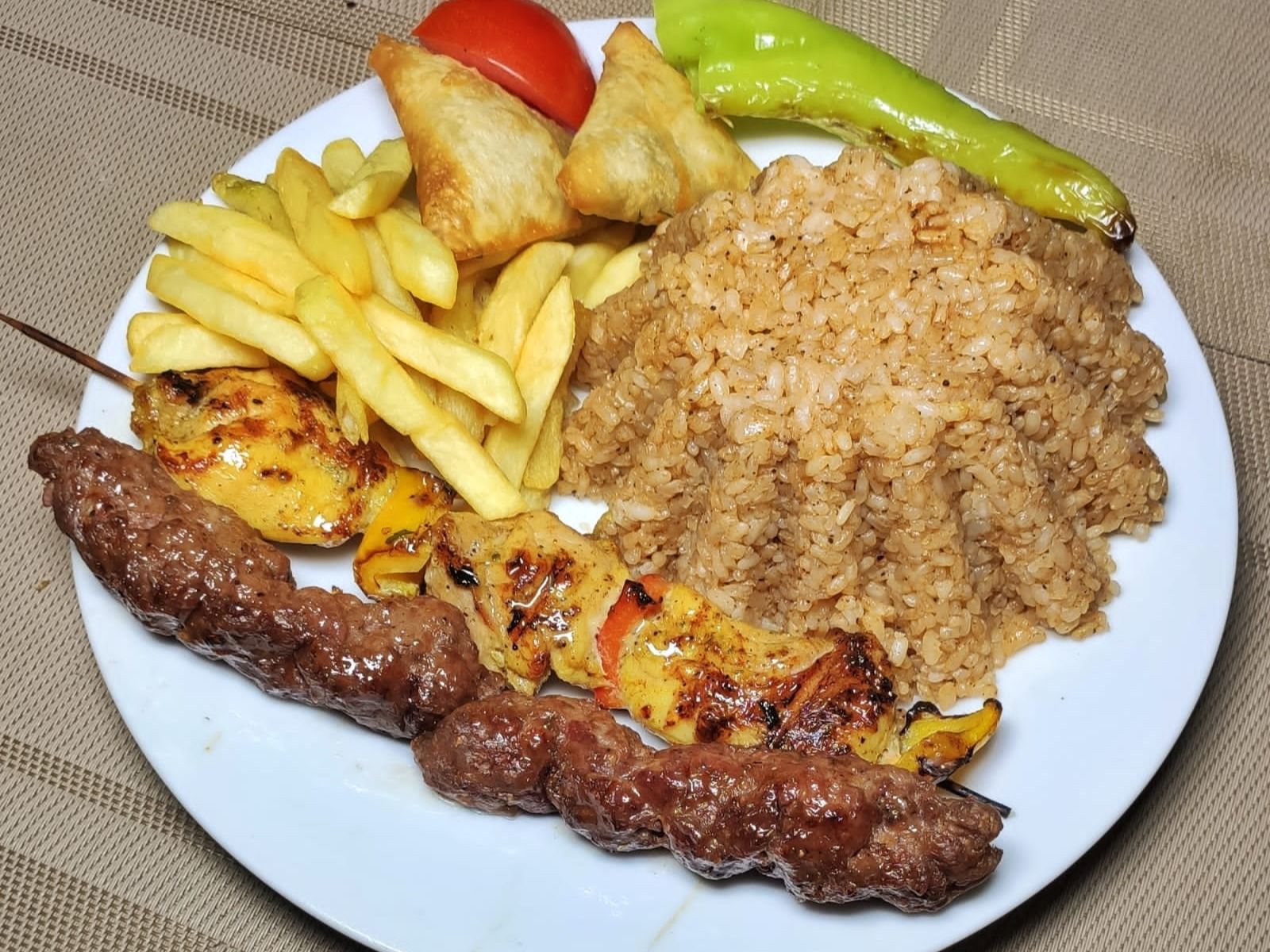 Al Basha Meal 1/8 Shish$ 1/8 Kofta