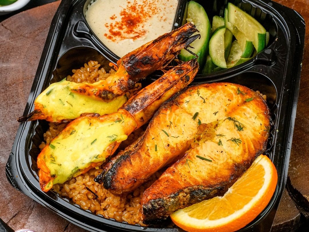 Salmonti Meal