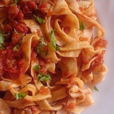 Pasta Puttanesca Calamari