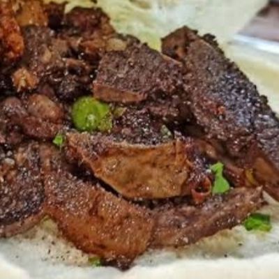 طلب لحم أحمر