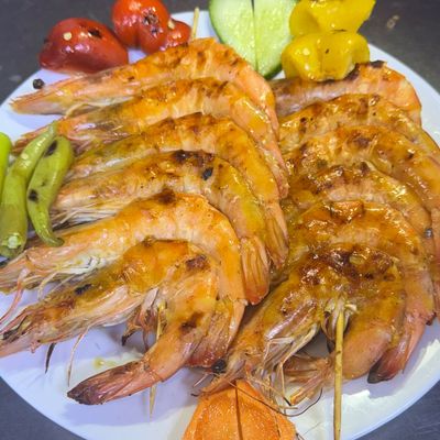 Half A Kilo Of Grilled Shrimp Grill With Shells