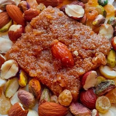rice basbousa, nuts and ice