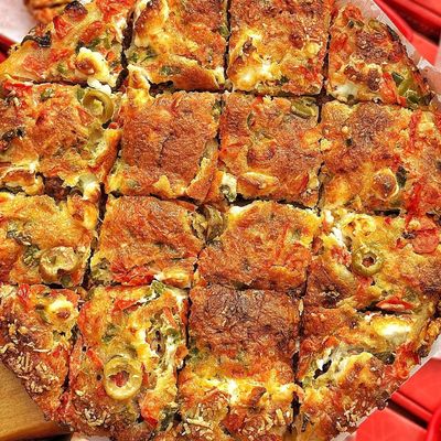 Spicy Oriental Chicken Dynamite Pizza