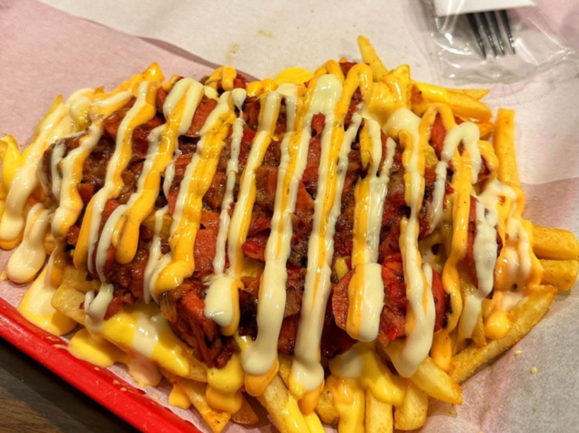 Fries With Kofta & Motzarila Cheese