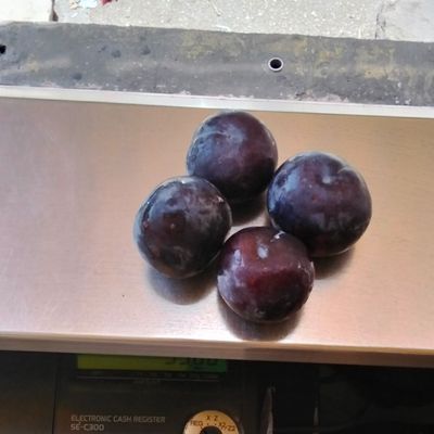 Plum pieces