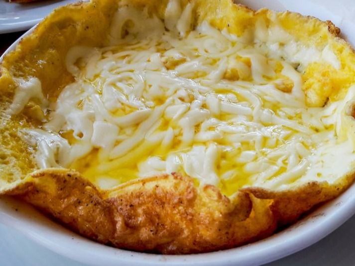 Cheddar Omelet Plate