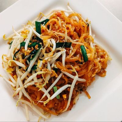 Vegetable Pad Thai Noodles