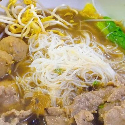 Thai beef noodle soup