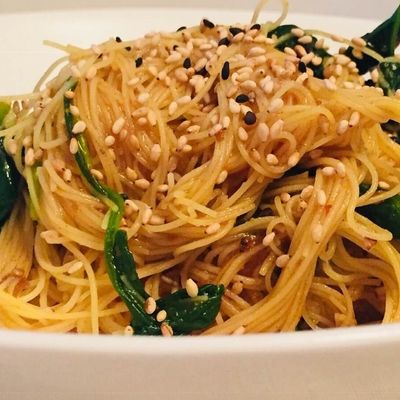 Noodles with vermicelli and vegetables