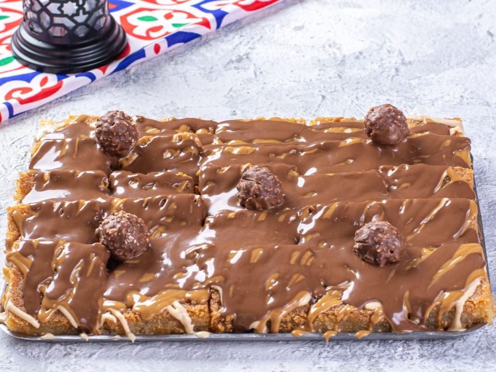 Ferrero Rocher Kunafa Pieces