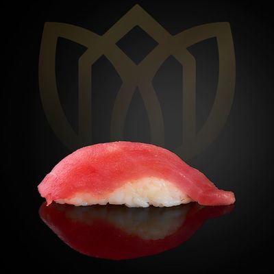 Maguro Red Tuna Nigiri