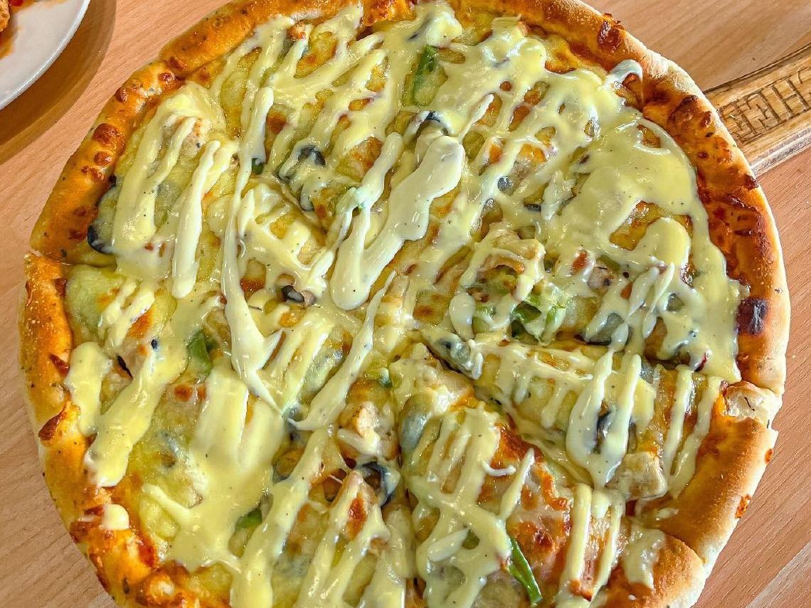 Deep Cheese Pizza