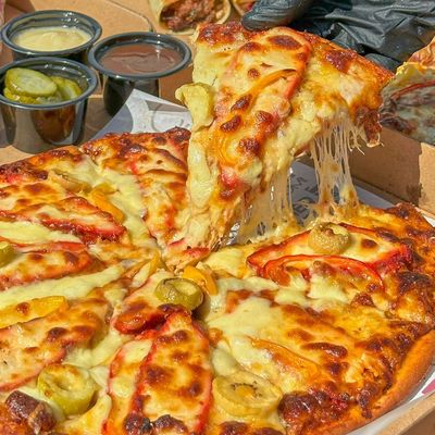 Smoked Chicken Pizza