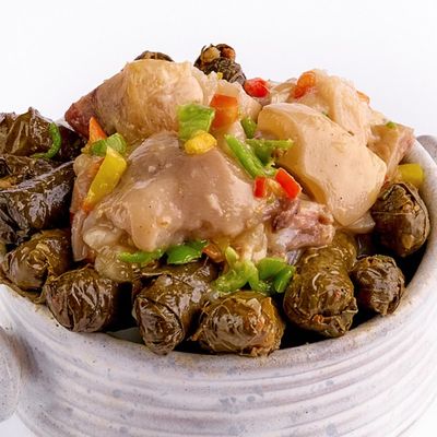 VINE LEAVES WITH Knuckles