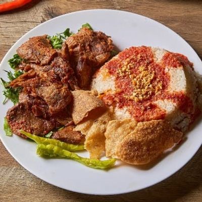 Fatteh Dish With Meat