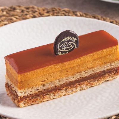 Mousse Caramel Delight Gateau