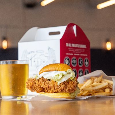 Little Pickl Chicken Sando Meal