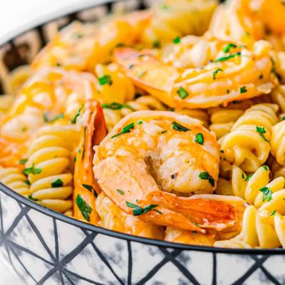 Shrimp Scampi Sriracha Pasta