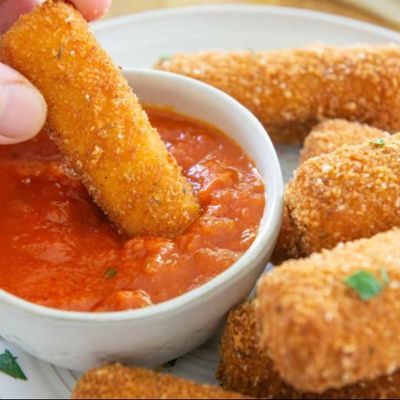Mozzarella Sticks