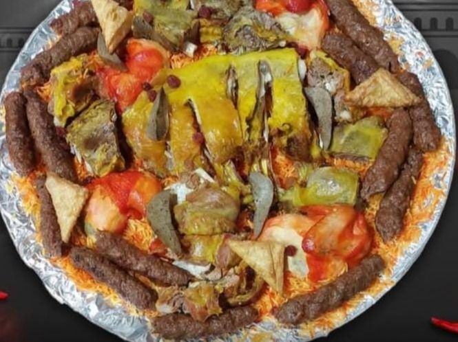 A Quarter Of A Mandi Teis Goat + A Chicken + 1 Kg Of Kofta
