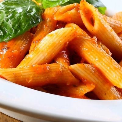 meat Red sauce pasta