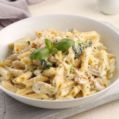 Pina White Sauce Pasta