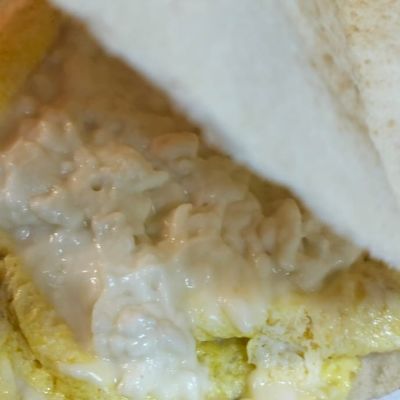 Omelette Sandwich