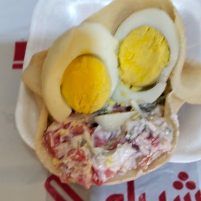 ساندويتش جبنة وبيض
