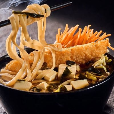 Ramen Noodles Soup With Shrimp Tepmura