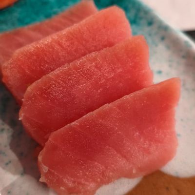 Maguro Sashimi