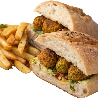 ساندويتش فلافل وبطاطس بخبز فينو