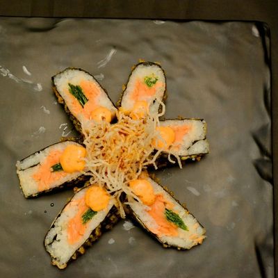 New Hot Roll ( 6 Pcs )