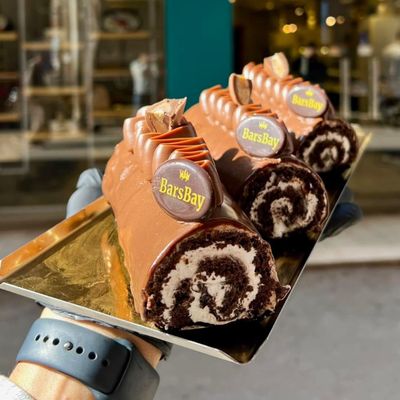 Swiss Roll Cake