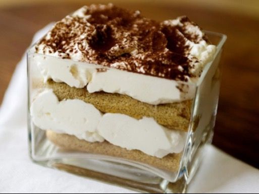 Tiramisu Cake