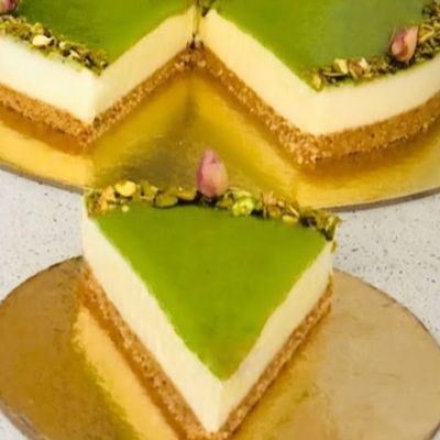Pistachio Cheesecake